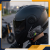 Interkom motocyklowy Slayo MotoMesh S800 zamontowany na czarnym kasku integralnym